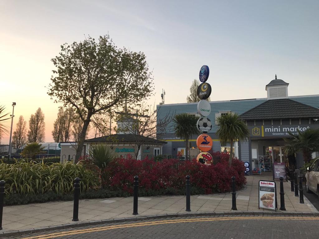 Turlin Valley Poole Exterior foto